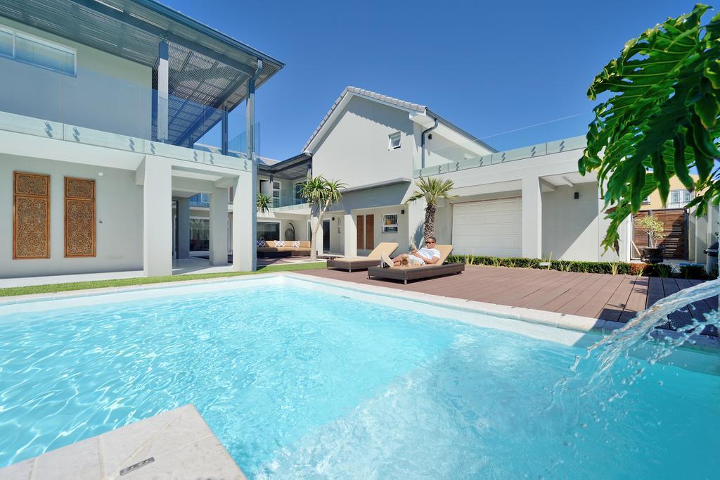 Grand Blue D Otel Cape Town Dış mekan fotoğraf