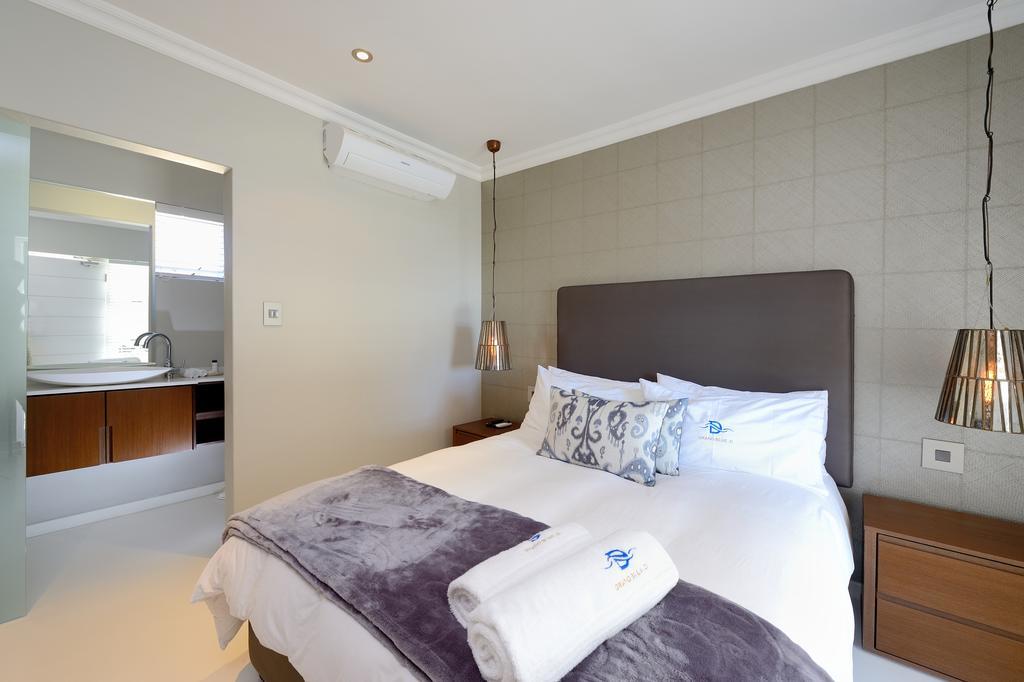 Grand Blue D Otel Cape Town Dış mekan fotoğraf