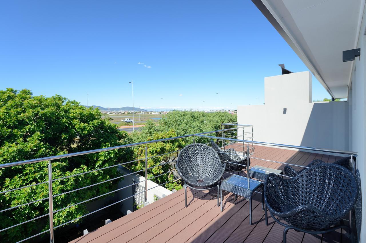 Grand Blue D Otel Cape Town Dış mekan fotoğraf