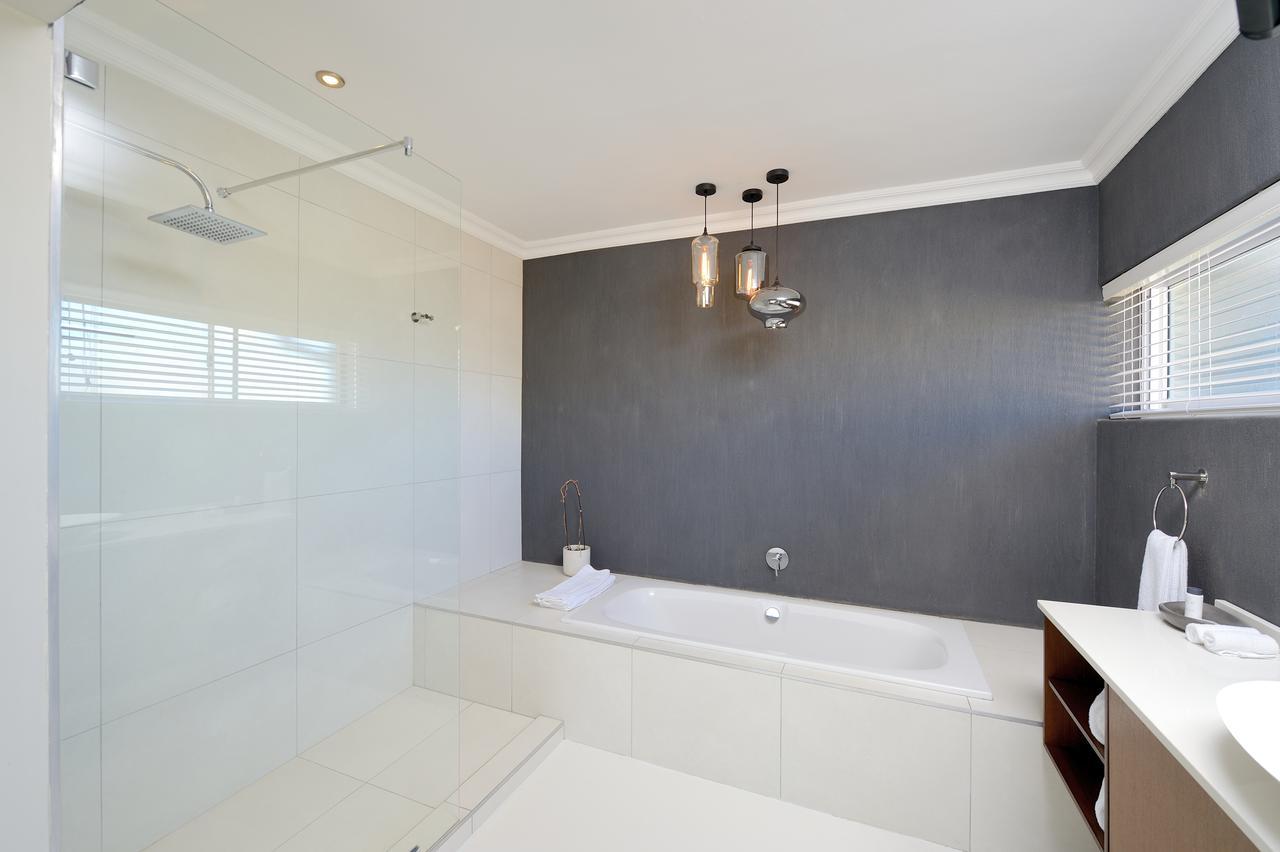 Grand Blue D Otel Cape Town Dış mekan fotoğraf